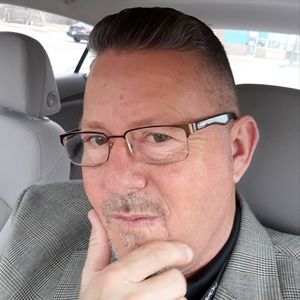 Meet your Posher, Doug